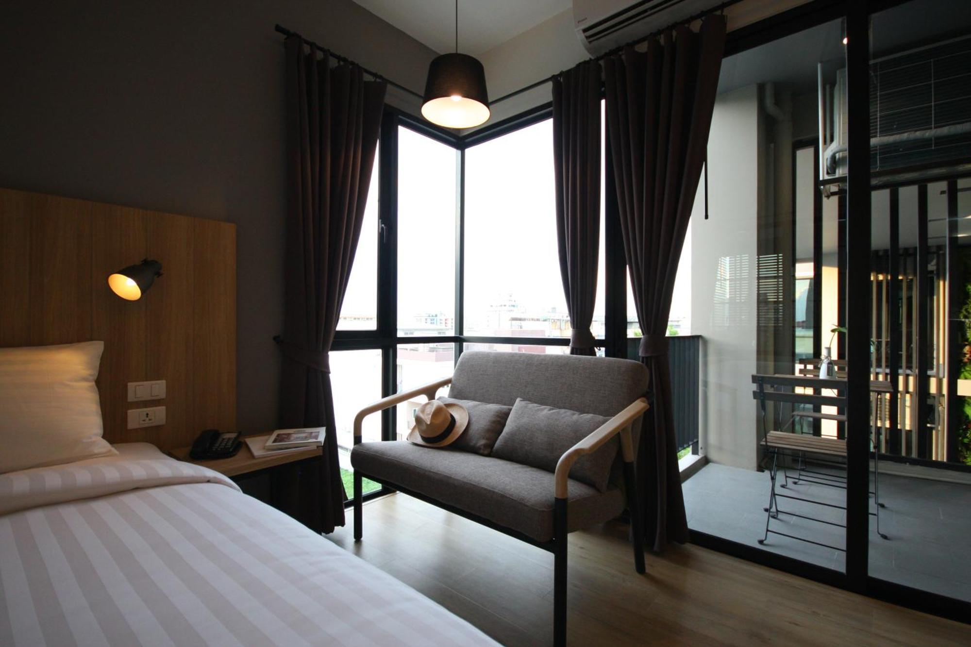 Mii Hotel Srinakarin Bangkok Zimmer foto